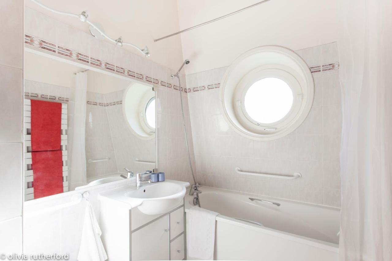 52 Clichy - D'hotes * Parijs